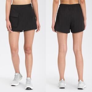 The North Face Womens Paramount Skort Size 6 Black Wrap Front Performance Golf